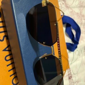 Authentic Louis Vuitton Sunglasses